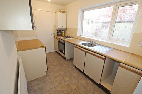 2 bedroom terraced house to rent, Lynn Street, Blyth, NE24
