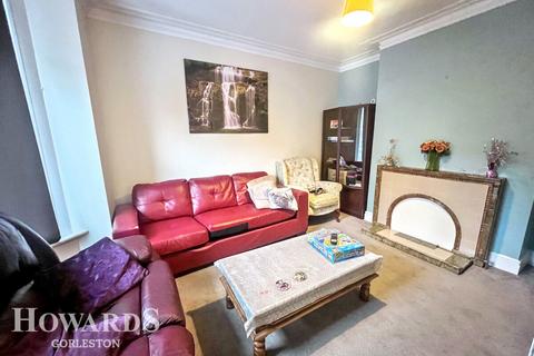 4 bedroom terraced house for sale, Mill Road, Great Yarmouth