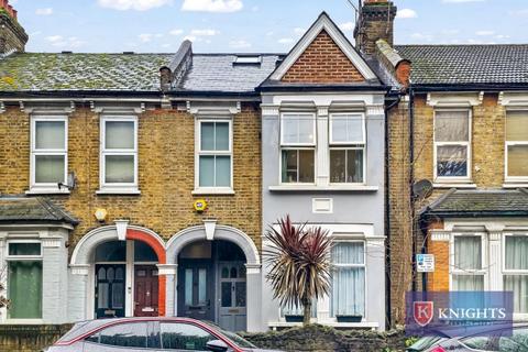 3 bedroom apartment for sale, Stamford Road , Seven Sisters, N15