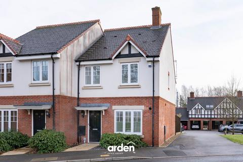 2 bedroom semi-detached house for sale, Butterwick Close, Barnt Green, B45