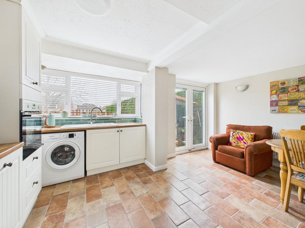 Dining/Kitchen