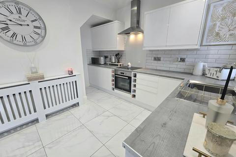 2 bedroom semi-detached house for sale, Middleham Road, Darlington
