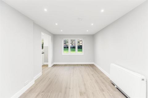 2 bedroom flat to rent, Higham Station Avenue, London