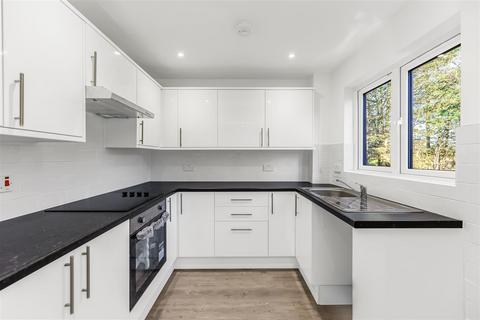2 bedroom flat to rent, Higham Station Avenue, London