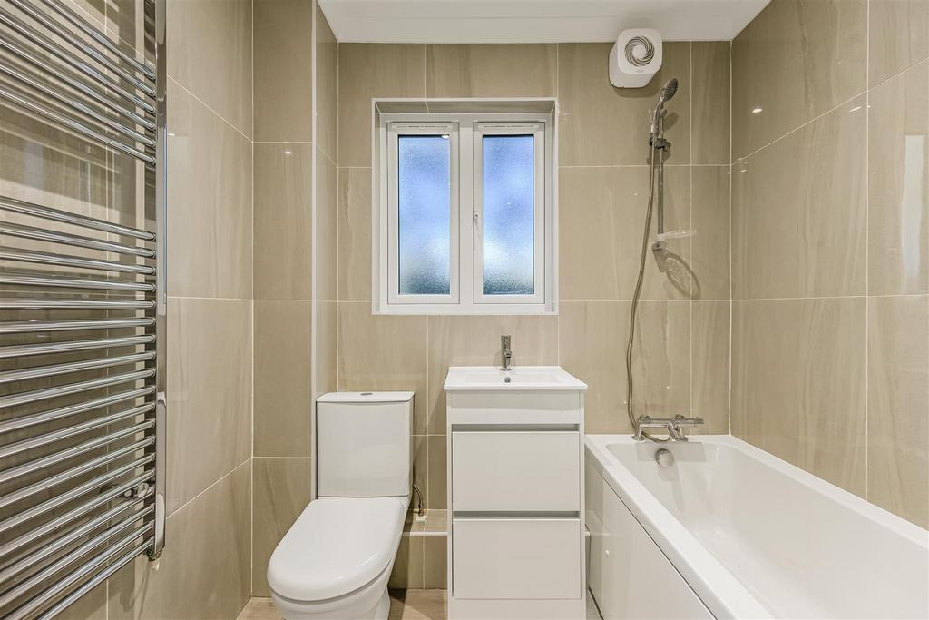 1 poplar court-1.jpg