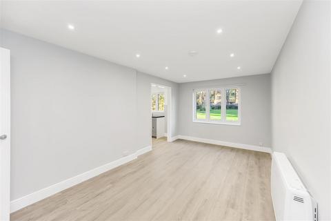 2 bedroom flat to rent, Higham Station Avenue, London