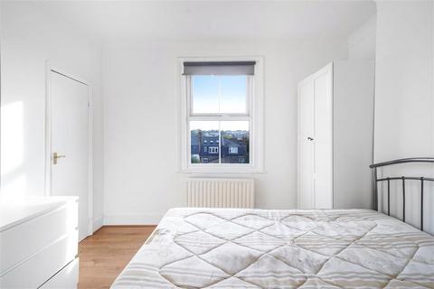 1 bedroom flat to rent, Streatham High Road, London SW16