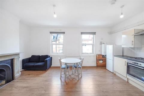 1 bedroom flat to rent, Streatham High Road, London SW16