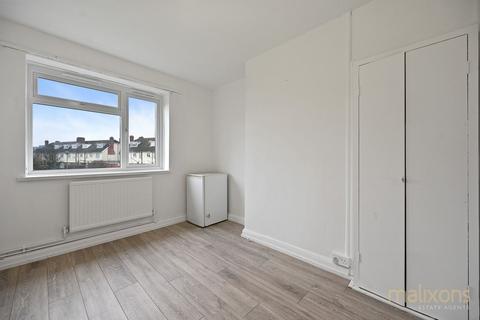 4 bedroom flat for sale, Beckford Road, Croydon CR0