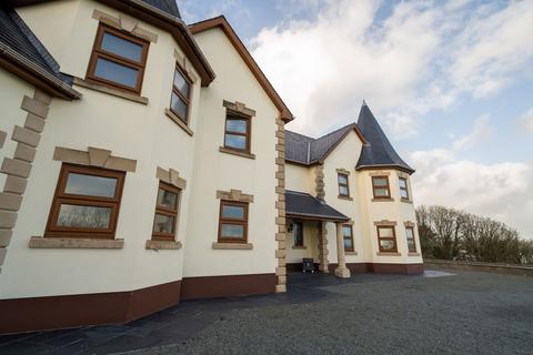5 bedroom detached house for sale, High Street, St. Clears, SA33