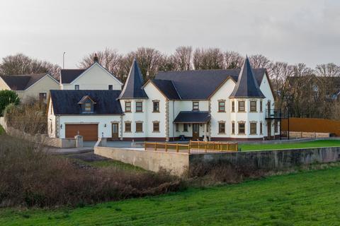 5 bedroom detached house for sale, High Street, St. Clears, SA33