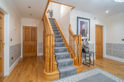 5 bedroom detached house for sale, High Street, St. Clears, SA33
