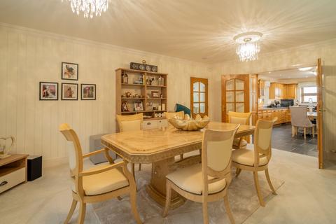 5 bedroom detached house for sale, High Street, St. Clears, SA33
