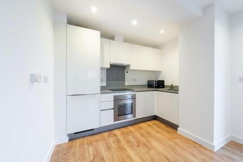 1 bedroom flat to rent, Sydney Road, Enfield EN2