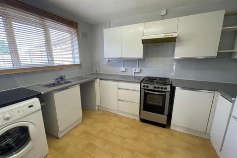 undefined, Heddington Way, Knighton