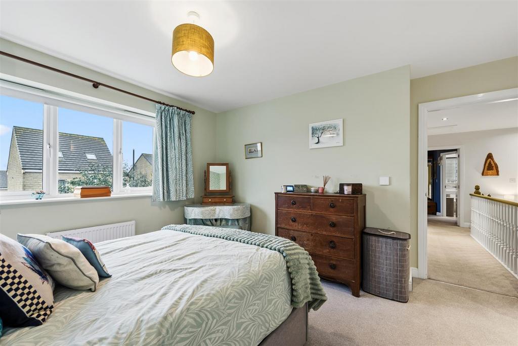 Master Bedroom to landing.jpg