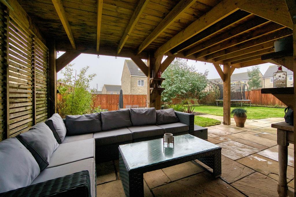 Rear Garden - covered seating.jpg