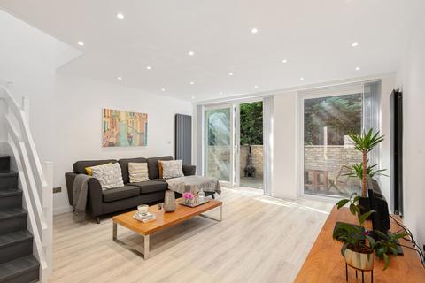 undefined, Hollymount Close Greenwich SE10