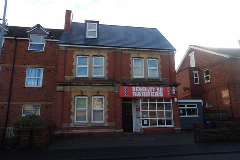 2 bedroom maisonette to rent, Bewdley Road, Kidderminster DY11