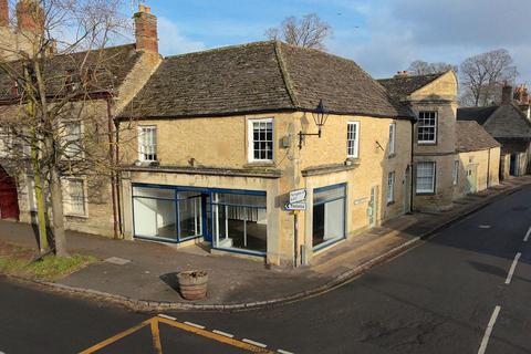 Retail property (high street) to rent - Burford Street, Lechlade, GL7