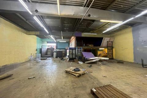 Warehouse to rent, 21-41 Woodneuk Rd Glasgow G53 7QS
