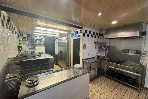 Retail property (high street) to rent, 10 Merryvale Pl Giffnock G46 6AT
