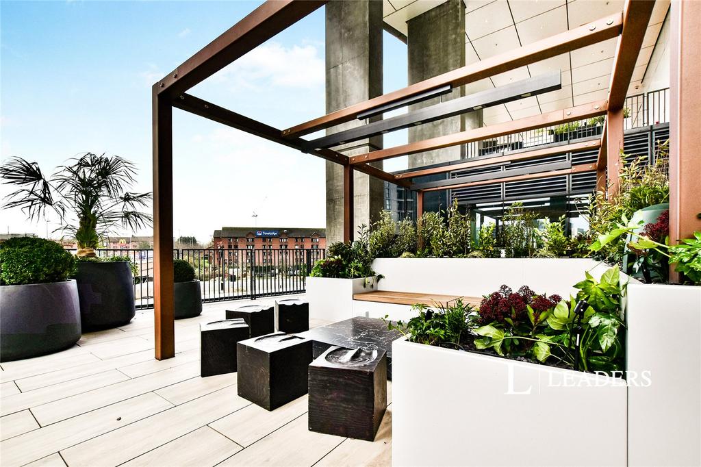 Roof Terrace 4