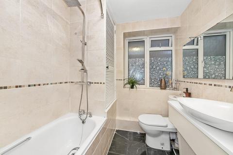 2 bedroom flat for sale, Tyson Road, Forest Hill, London, SE23