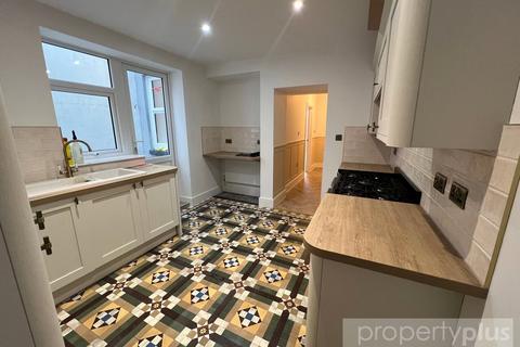 3 bedroom semi-detached house for sale, Bodringallt Terrace, Pentre, Rhondda Cynon Taff, CF41