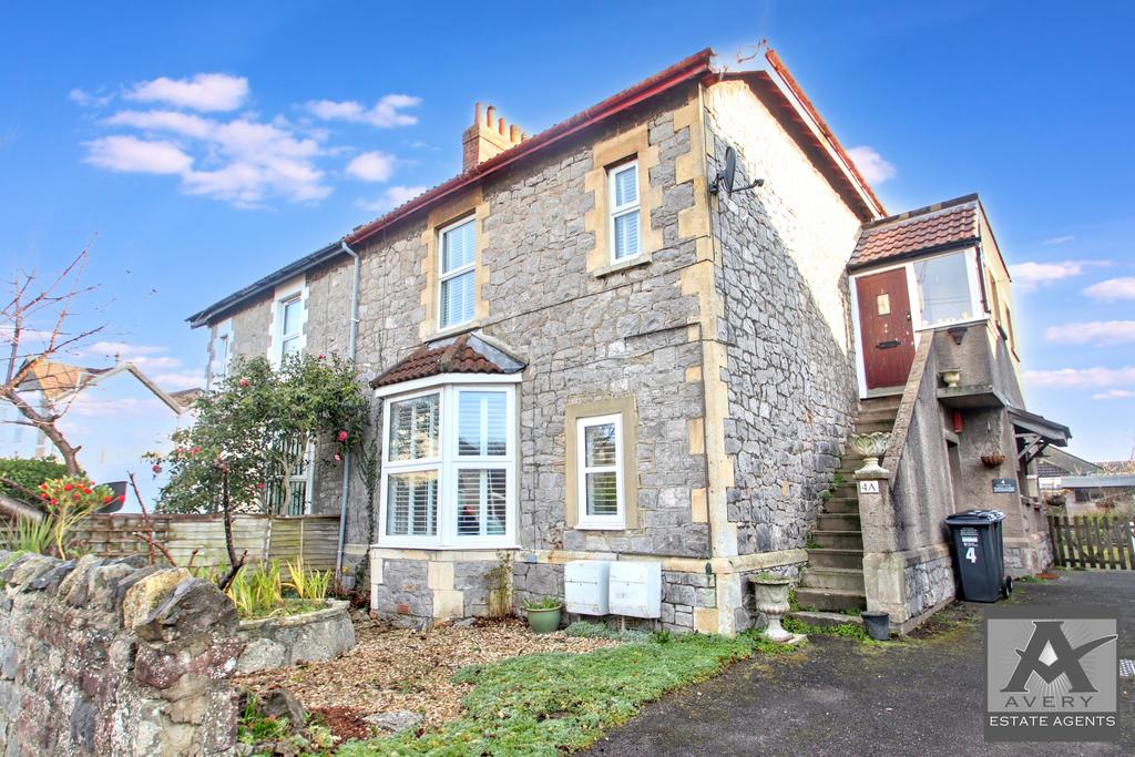 2/3 Bedroom Flat to Rent