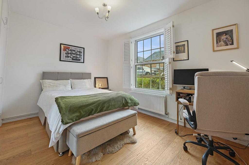 TEC - Flat 9, Crowland House - Bedroom3 (1).jpg
