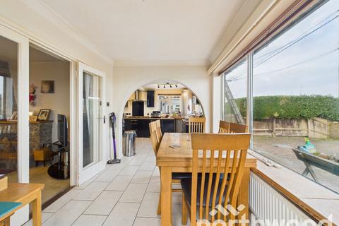 3 bedroom bungalow for sale, Coast Drive, Romney Marsh, Lydd On Sea, TN29