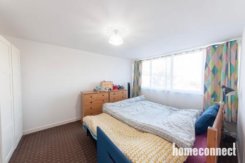 3 bedroom terraced house for sale, Wivenhoe Road, Barking IG11