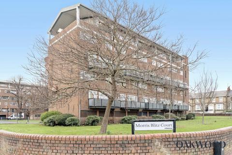 3 bedroom flat for sale, Foulden Road, N16