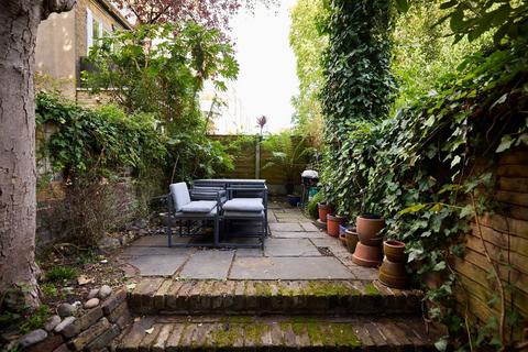 1 bedroom flat for sale, Holland Road, London W14