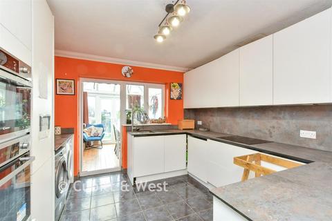 3 bedroom semi-detached bungalow for sale, Park Avenue, Telscombe Cliffs, Peacehaven, East Sussex