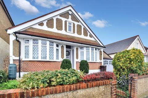 2 bedroom bungalow for sale, Gerrard Avenue, Rochester, ME1