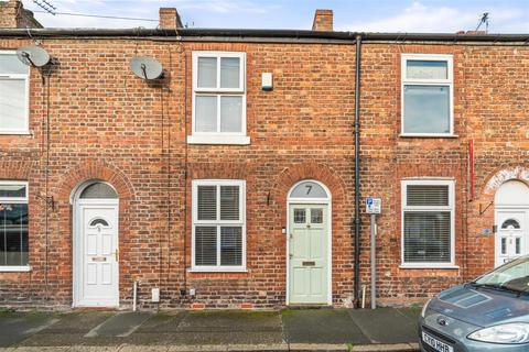 2 bedroom terraced house for sale, Derby Road, Sale