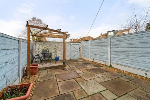 2 bedroom terraced house for sale, Derby Road, Sale