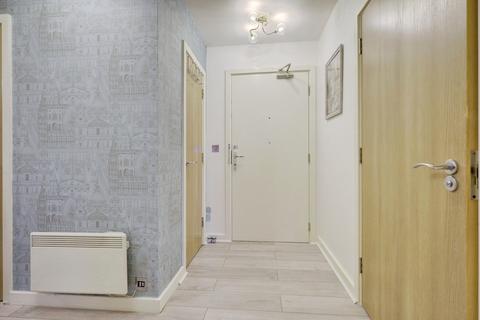 2 bedroom flat for sale, Station Lane, Basildon, SS13