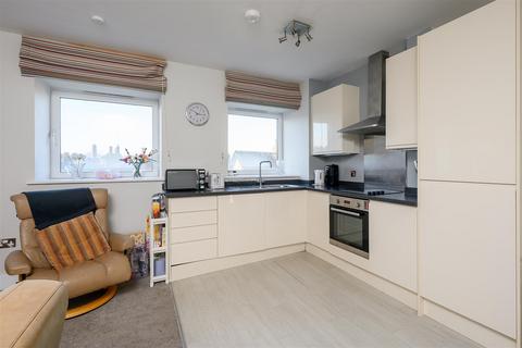 2 bedroom apartment for sale, The Walk, Holgate Road, York YO24 4EL