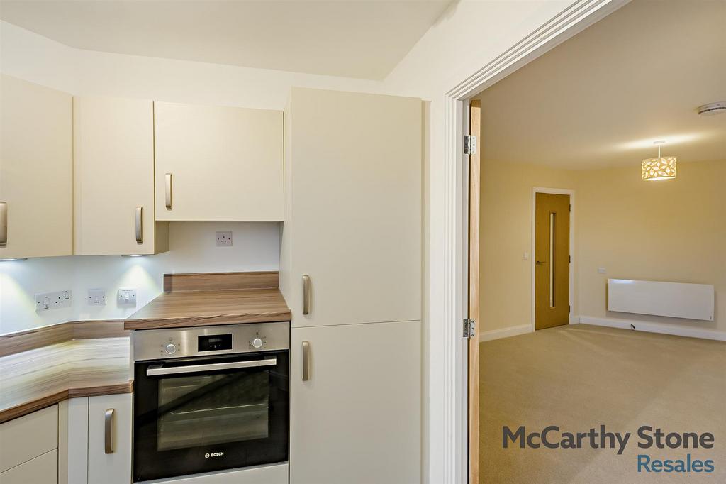 8675397-interior04-800.jpg