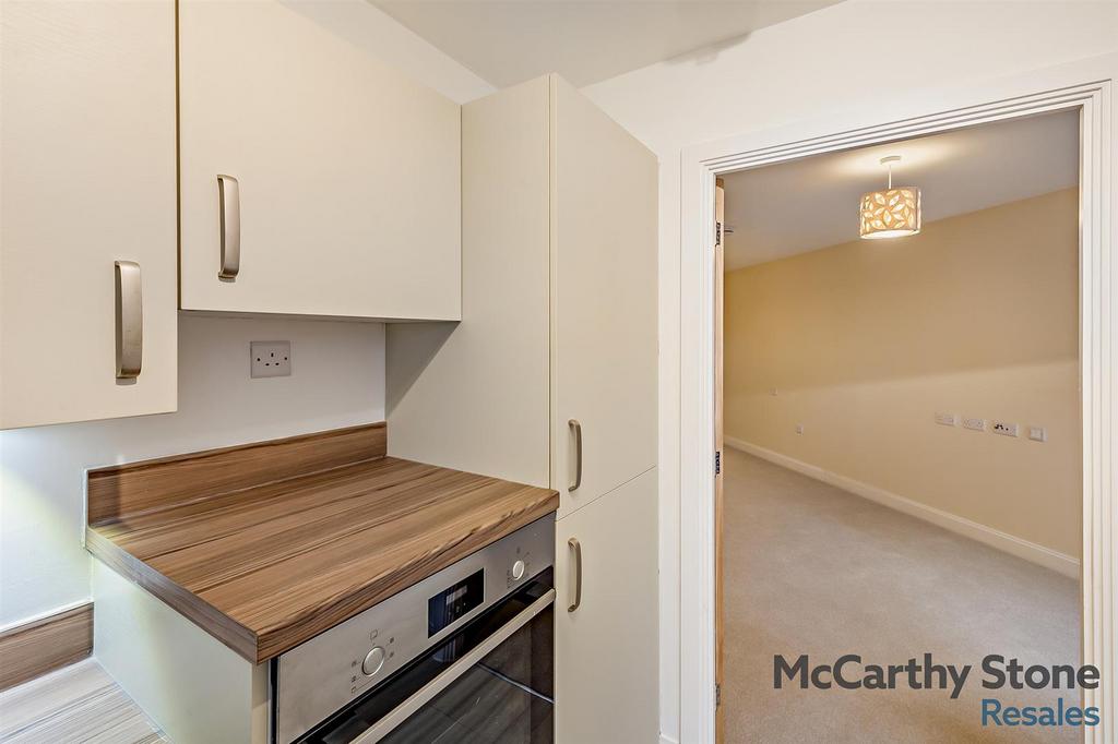 8675397-interior05-800.jpg
