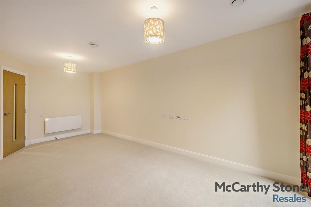 8675397-interior02-800.jpg