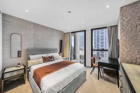 3 bedroom flat for sale, Thames City, Carnation Way, London SW8