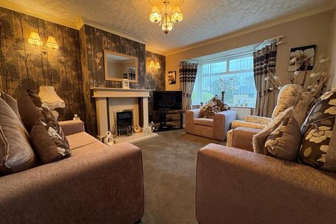2 bedroom semi-detached bungalow for sale, The Avenue, Clayton, Bradford