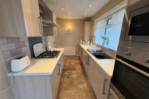 2 bedroom semi-detached bungalow for sale, The Avenue, Clayton, Bradford