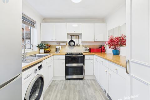 3 bedroom detached house for sale, Hemingway Road, Aylesbury