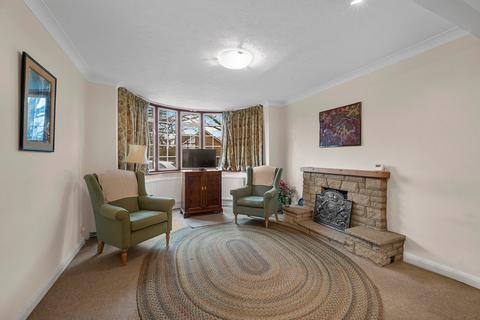 4 bedroom detached house for sale, Hanger Hill, Weybridge, KT13