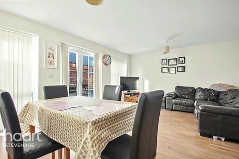 3 bedroom terraced house for sale, Six Bells Lane, Stevenage